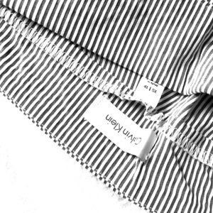 Calvin klein pants, high waisted.